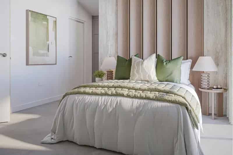 2 bed flat for sale