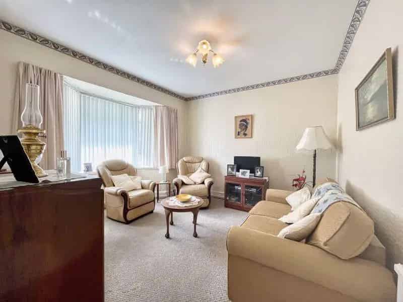 2 3 Bed Semi Detached Bungalow For Sale Cwmgwrach