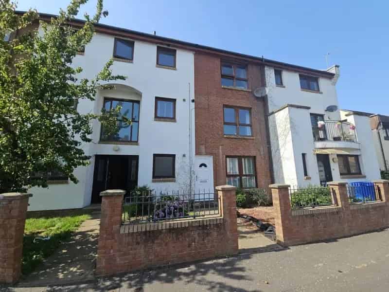 1 bedroom Flat
 To Rent