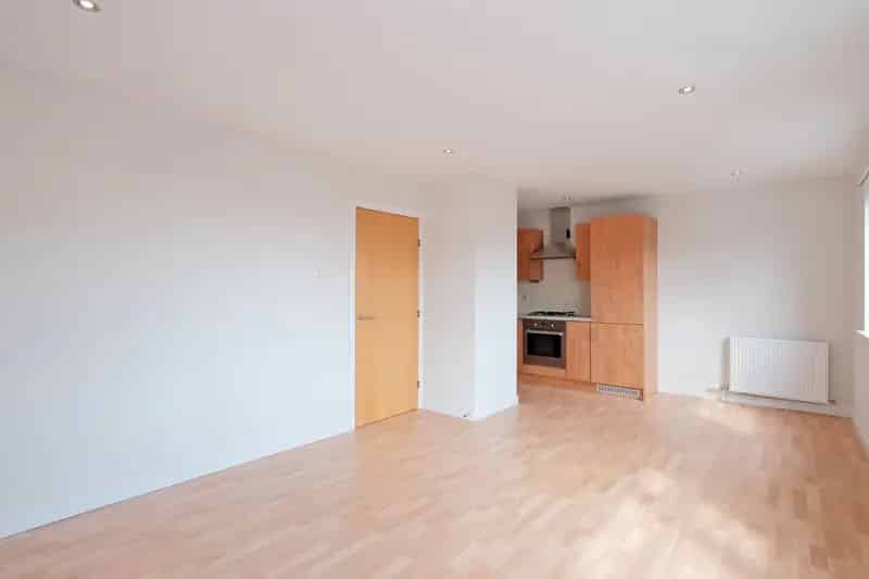 2 Bed Flat near Aberdeen University City Centre Parking