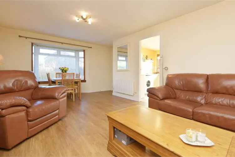 3 Bed Bungalow - Detached with 1 Reception Room