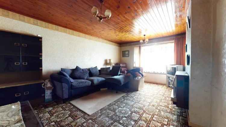 2 bedroom semi-detached bungalow for sale