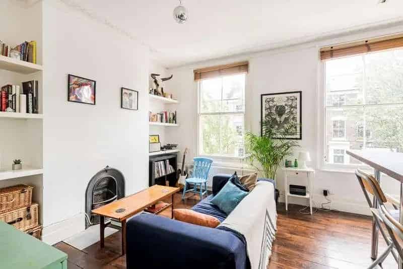 2 Bed Flat for Sale - Chain Free - Private Roof Terrace