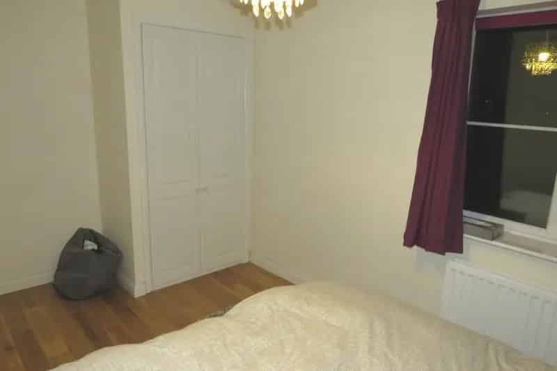 Spacious 2-Bed Coach House Horfield Garage Parking Modern Kitchen