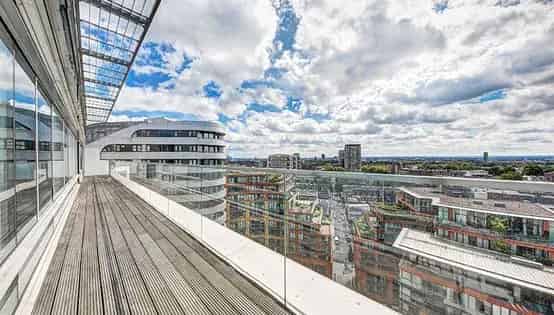 4 Bedroom Apartment in London with Breathtaking Views
