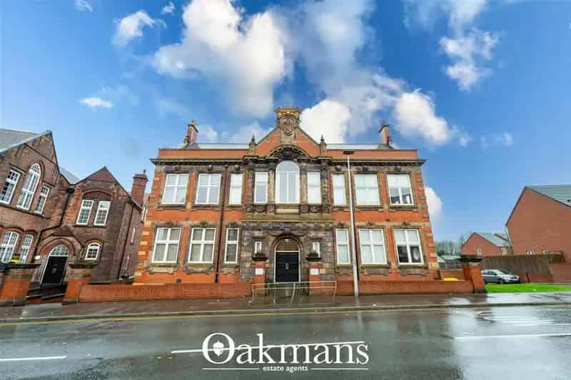1 Bedroom Apartment for Sale Allocated Parking Characterful Features