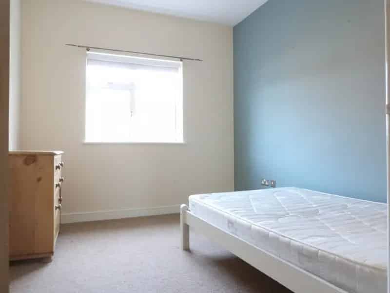 2 Bedroom Flat To Rent Available 15082025