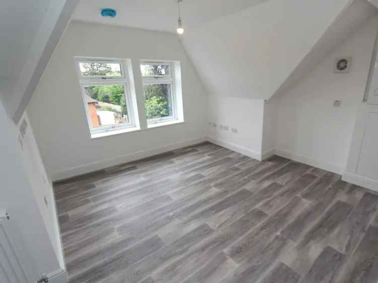 Flat For Sale in Nottingham, England