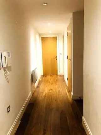 Flat to rent in Winchester Road, Swiss Cottage NW3