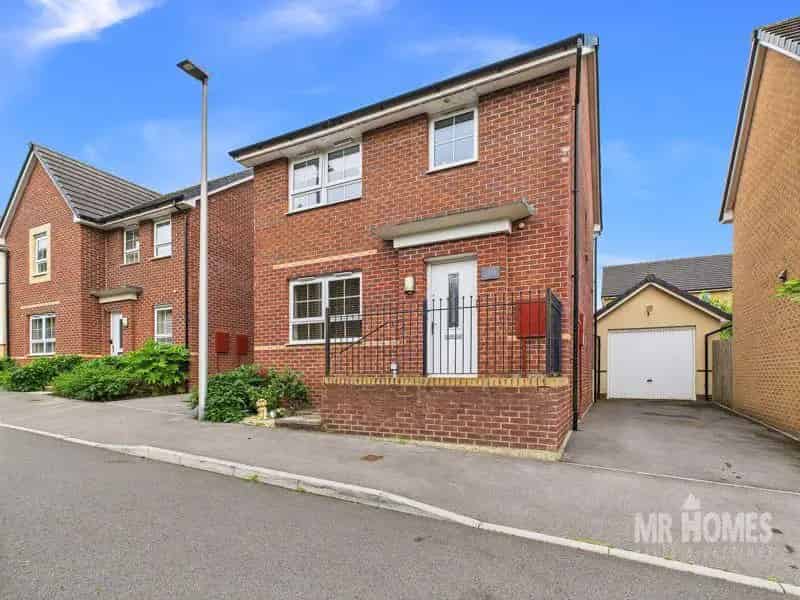 3 Bedroom Detached House for Sale in Cardiff