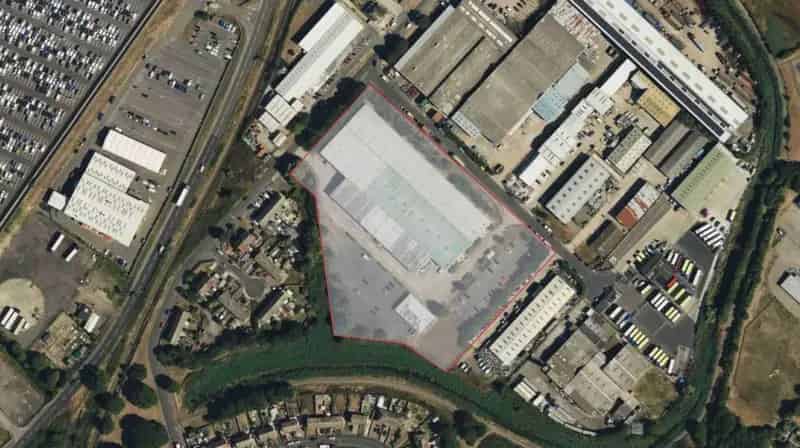 91507 sq ft Industrial Building For Sale 6.08 Acres