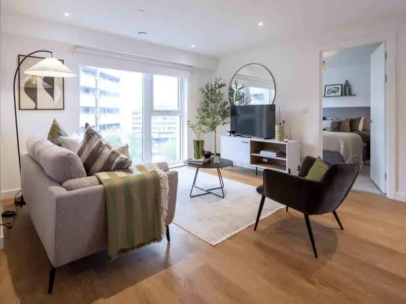 2 Bedroom Apartment Brand New Furnished Corner Plot 5th Floor