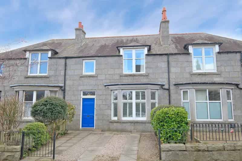 1930s Family Home in Ferryhill Spacious Accommodation Period Details