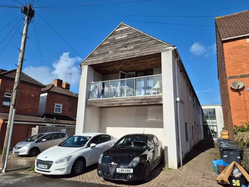 1 Bedroom House of Multiple Occupation To Rent