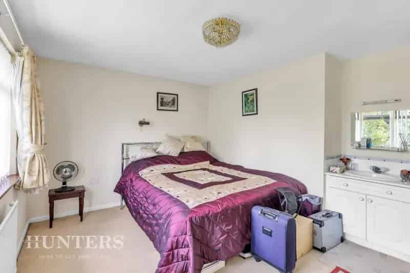 4 Bed Detached House for Sale Oldham