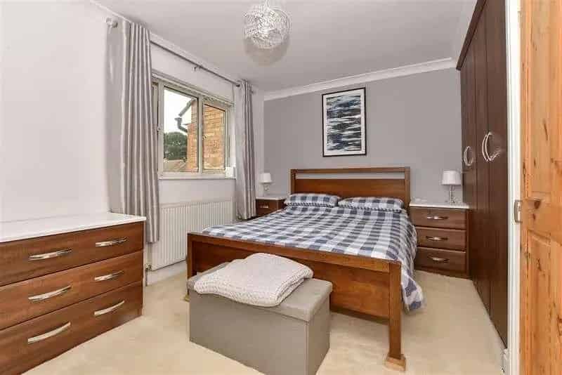 3 Bed House for Sale Near Schools and Transport