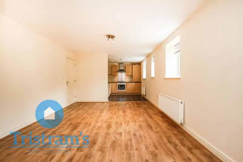 2 Bedroom Apartment House to Rent in Beeston