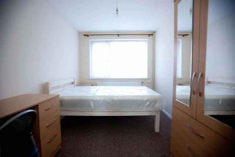3 Bedroom House To Rent