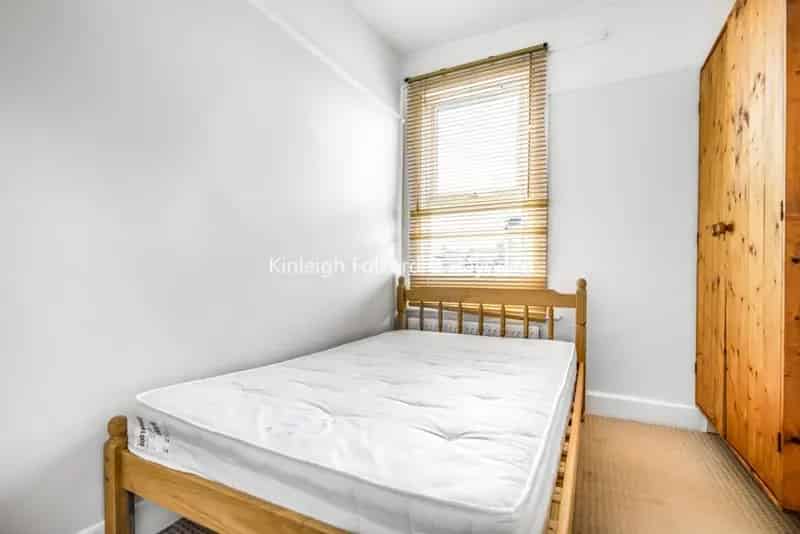 3 Bedroom House Near Tooting Broadway Station