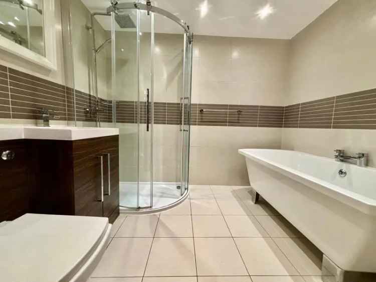 3 Bedroom Loft Apartment for Sale