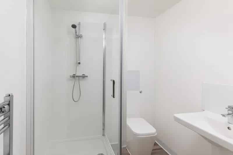 3 Bedroom Flat in Paintworks Bristol