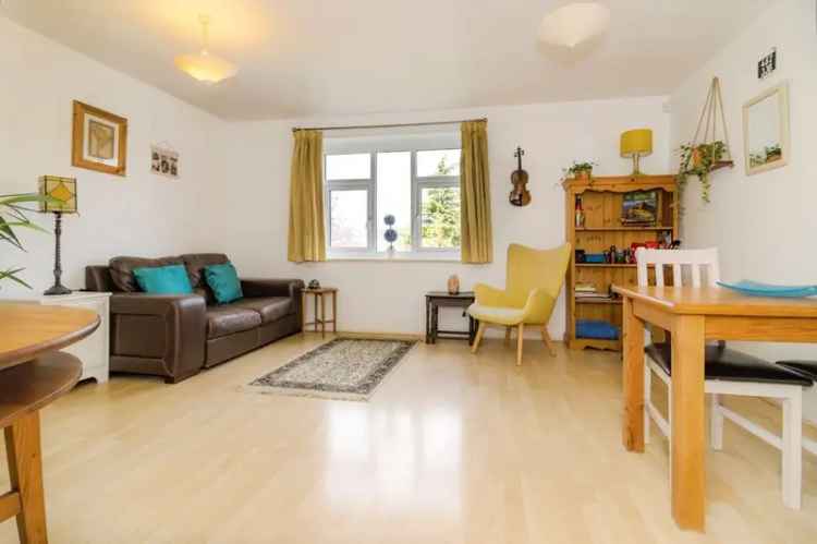2 Bedroom Flat for Sale Salford M3 Trinity Riverside