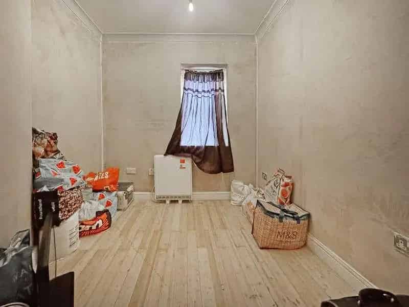 1 bed flat for sale