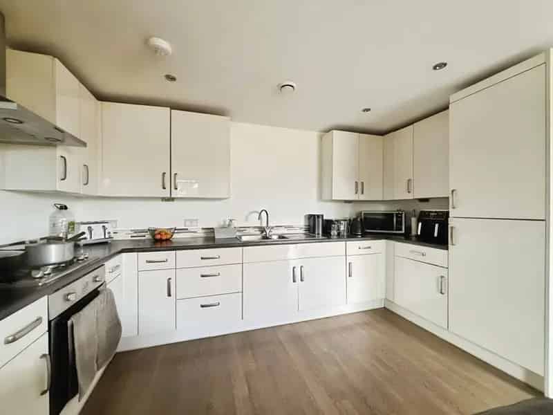 2 Bedroom Flat for Sale London E13