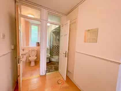 Large 1-Room Flat in London Near Swiss Cottage Tube