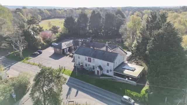 Frampton Arms Gastro Pub Investment