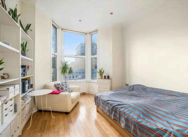 2 Bedroom Period Conversion Hammersmith Grove Brackenbury Village