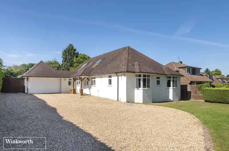 3 Bedroom Detached Bungalow Hampshire