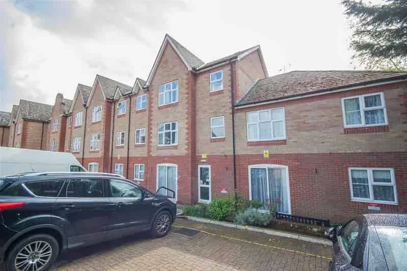 1 Bedroom Retirement Property for Sale