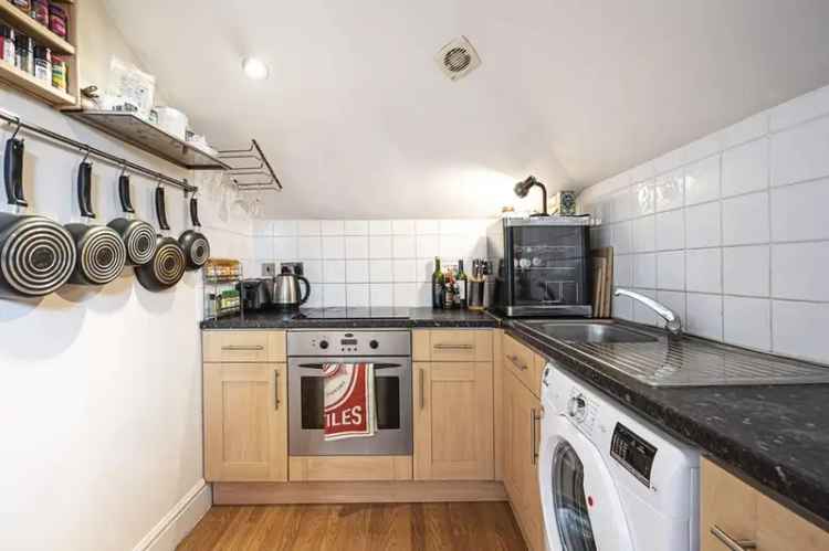 1 Bedroom Flat for Sale in Finsbury Park