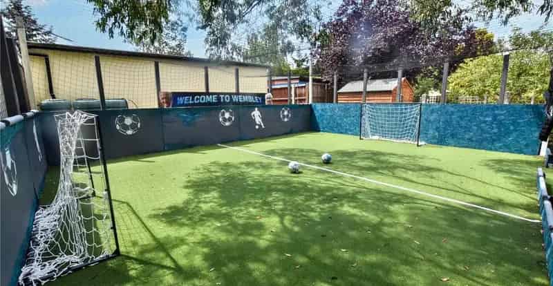 5 Bedroom House for Sale Near Amenities