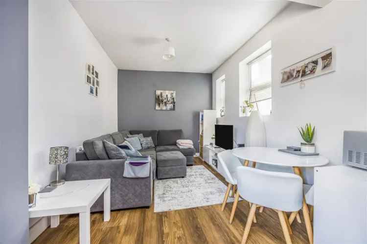 2 Bedroom Apartment Southsea Near Albert Road