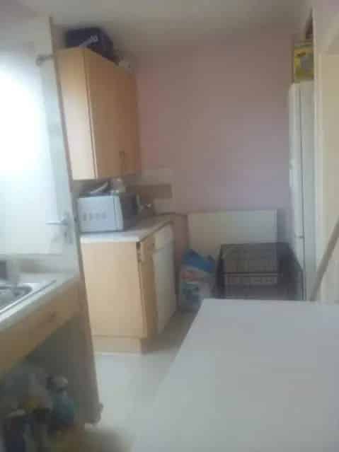 2 Bed House in Tilbury Large Garden Near Amenities