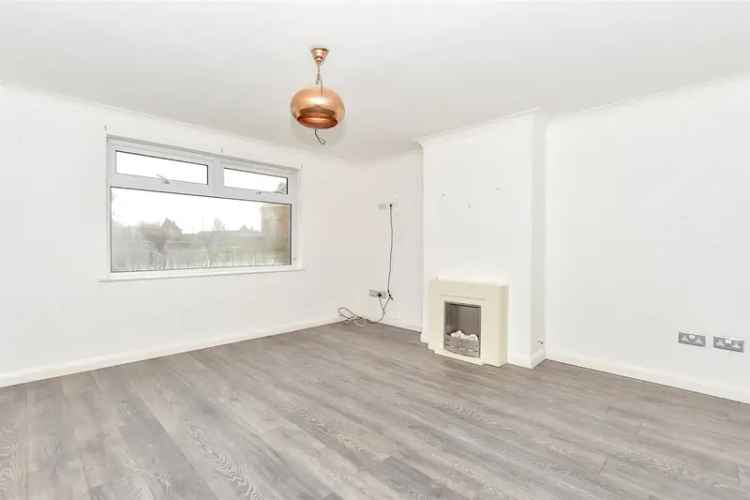 3 Bedroom End Terrace House For Sale