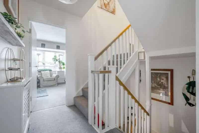 4 Bed Detached House For Sale