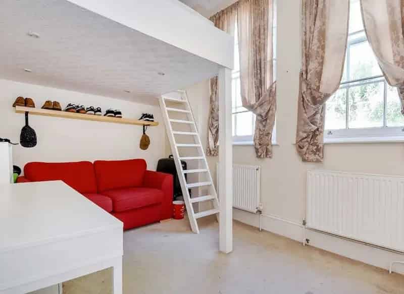 Spacious 2 Double Bedroom Victorian Apartment Near Transport
