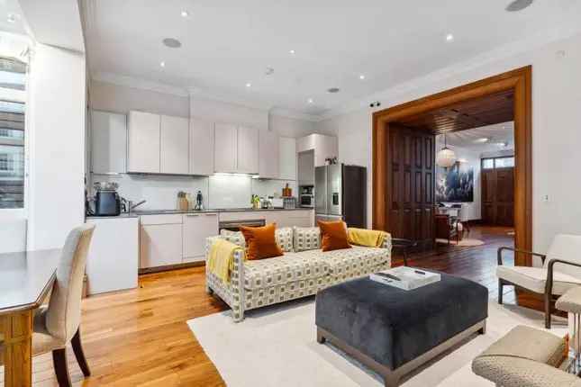 3 Bedroom Property for Rent Knightsbridge SW7 Short Let Available