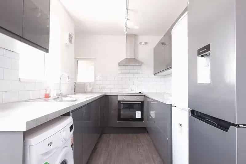 6 Bedroom House Near University - Newly Refurbished