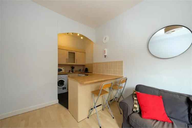 1 Bed Flat Dalry Second Floor 1 Reception Room