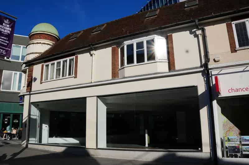 Retail Unit with Offices Woking Town Centre
