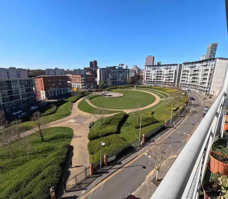 2 Bedroom Duplex Apartment Birmingham City Centre Panoramic Park Views