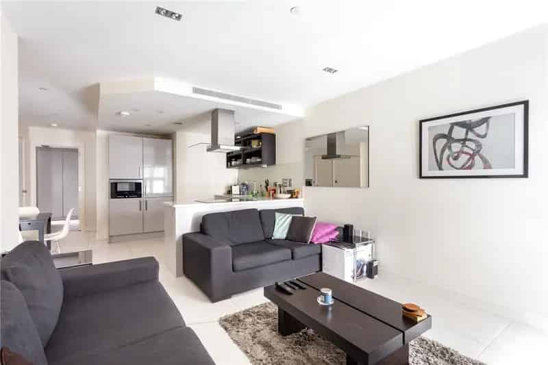 2 Bedroom Apartment near Canary Wharf - All Bills Included