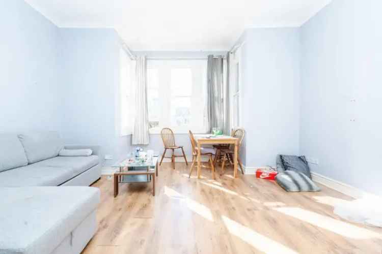 2 Bedroom Flat for Sale in Bedford Town Centre
