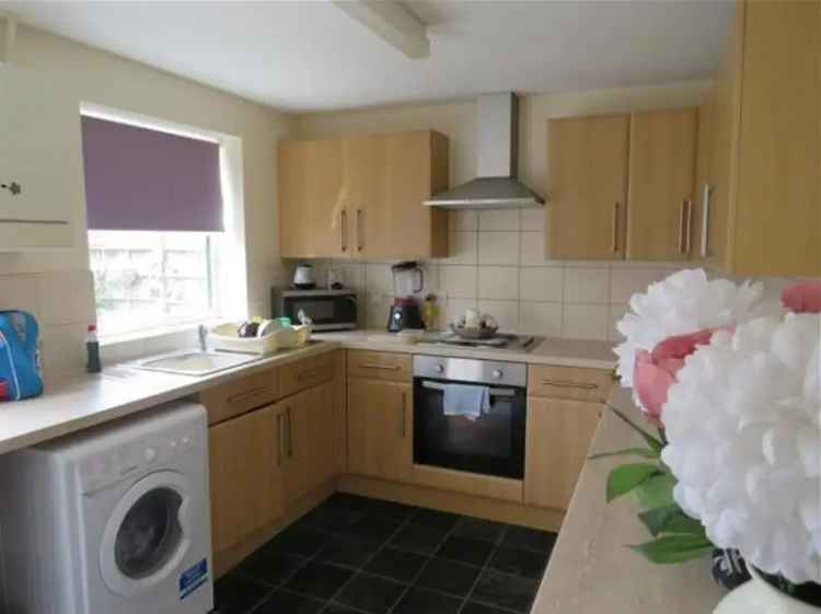 Charming 2-Bed End-Terrace House Acomb