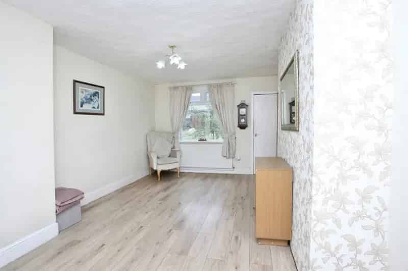 3 bedroom terraced house