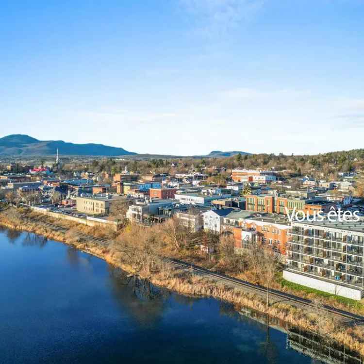 Luxury Condo for Sale in Magog